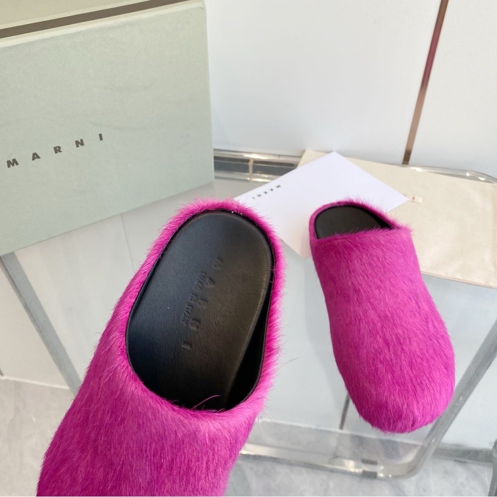 Marni Women’s Slippers - Picture 5 of 8